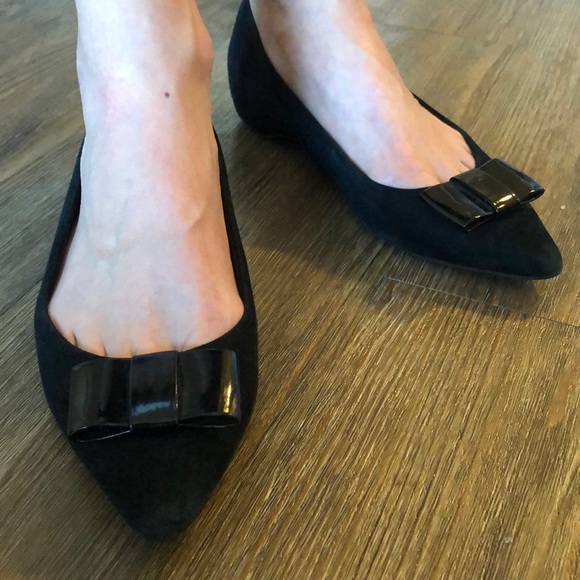 Simple Black Flats - Picture 2 of 4